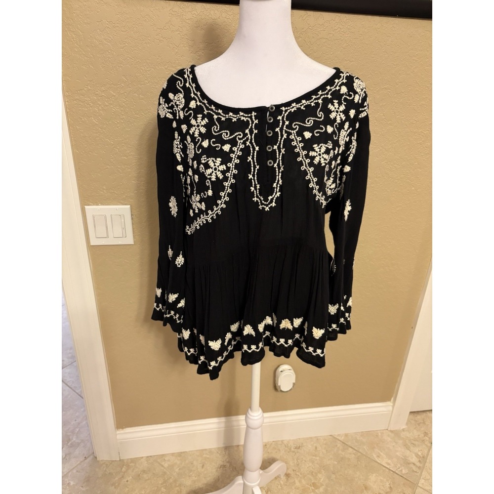 Anthropologie Meadow Rue Top Blouse Small Viscose Gauze Crinkle Embroidery, Boho